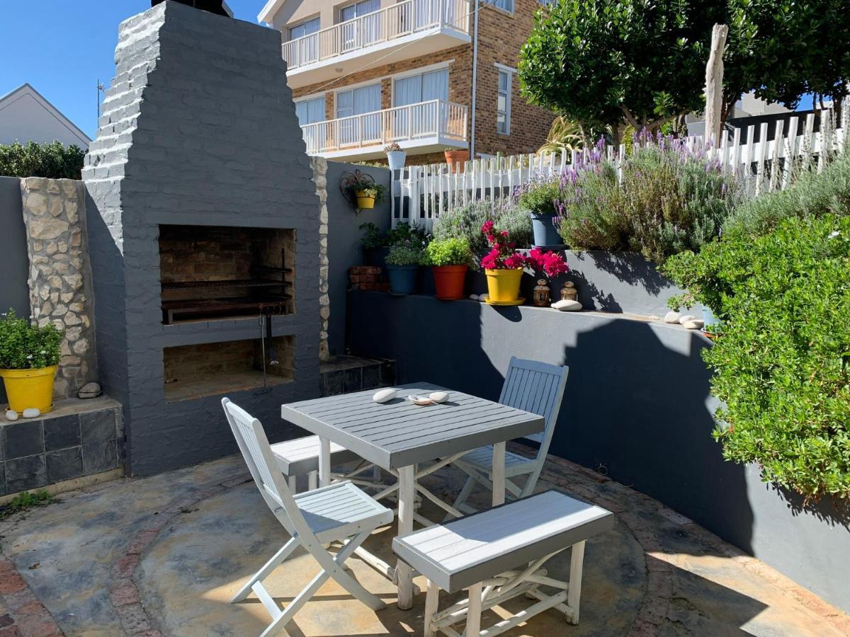 Whaletale Apartment De Kelders Exterior photo